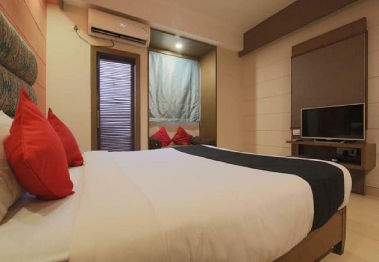 Tangerine Boutique Resort Calangute Extérieur photo
